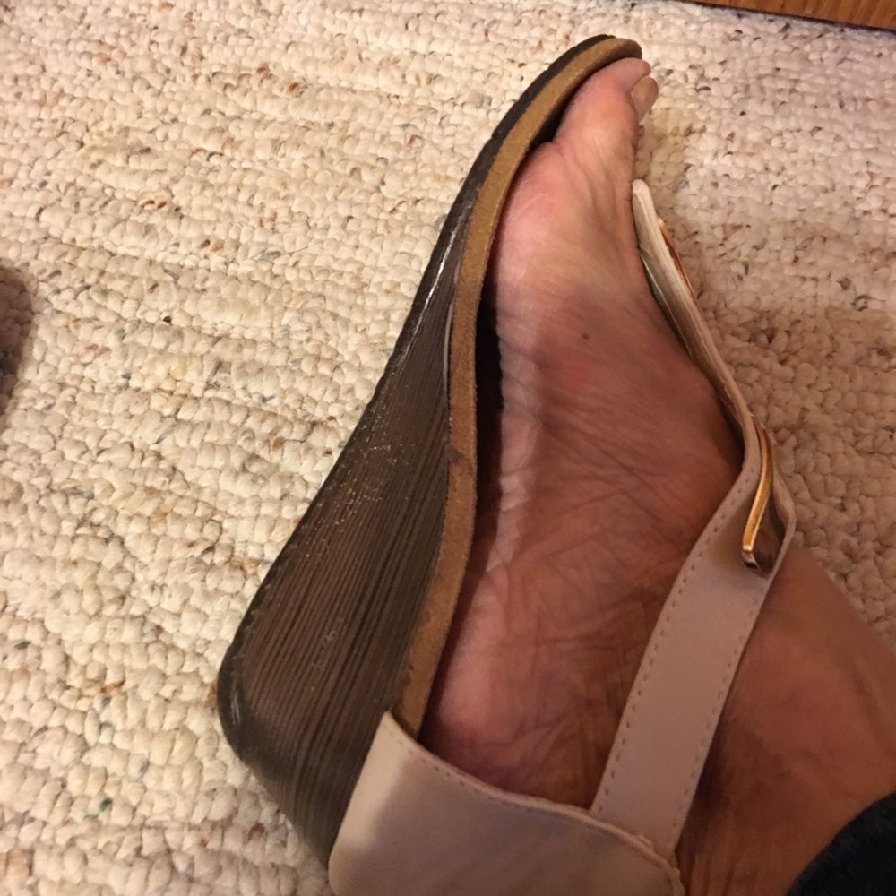 2” sandals, off white with gold accents. - Picture 2 of 4